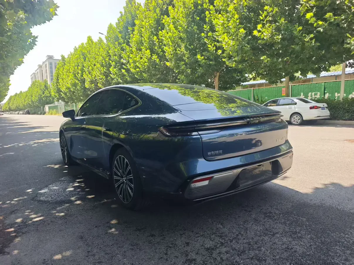 Geely Galaxy Star 8 PHEV