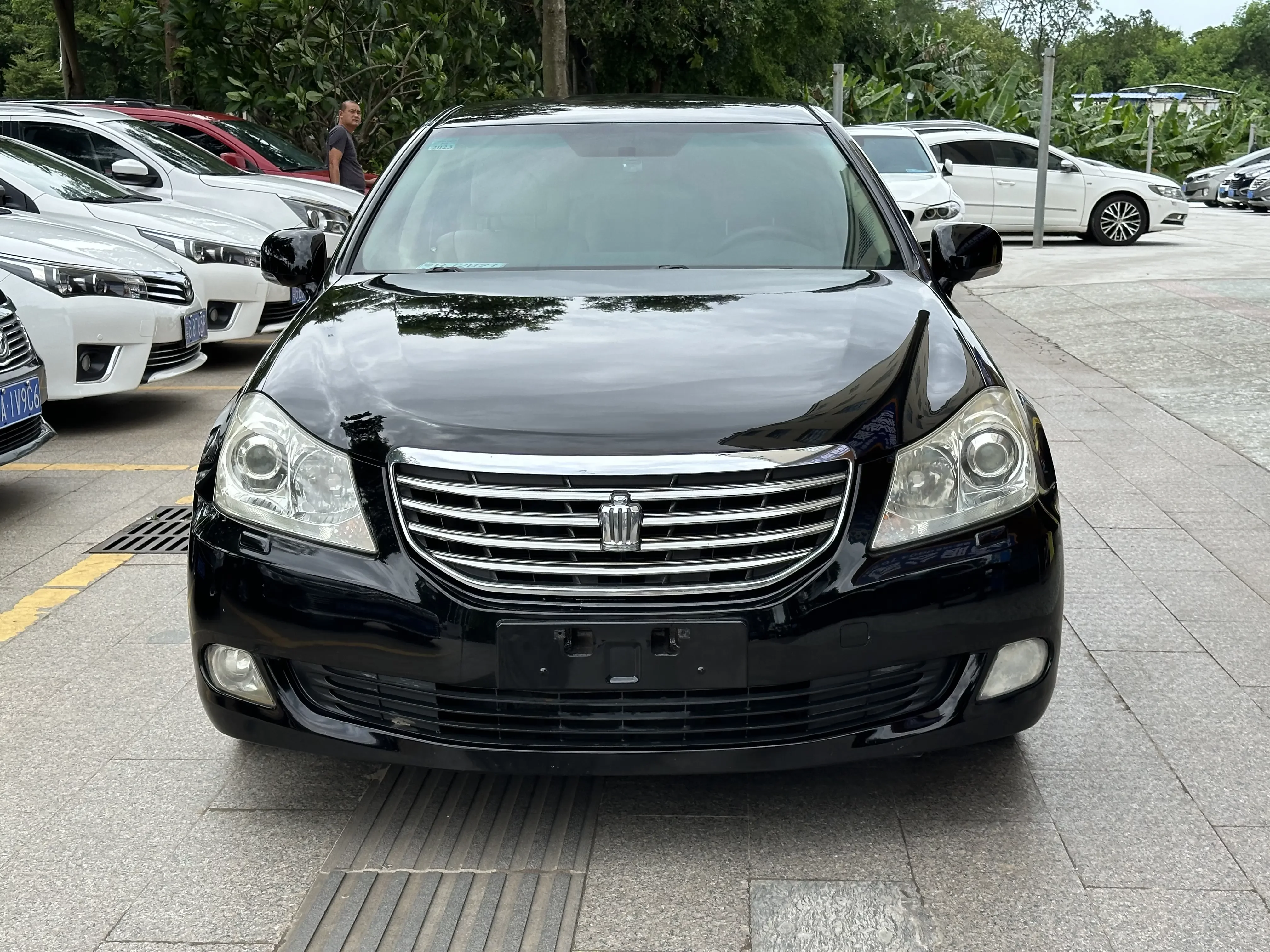 Toyota crown
