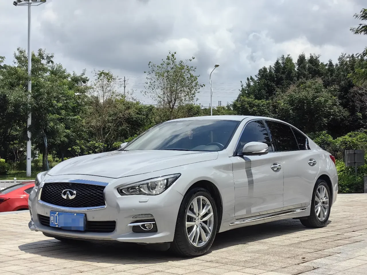 Infiniti Q50L  из Китая