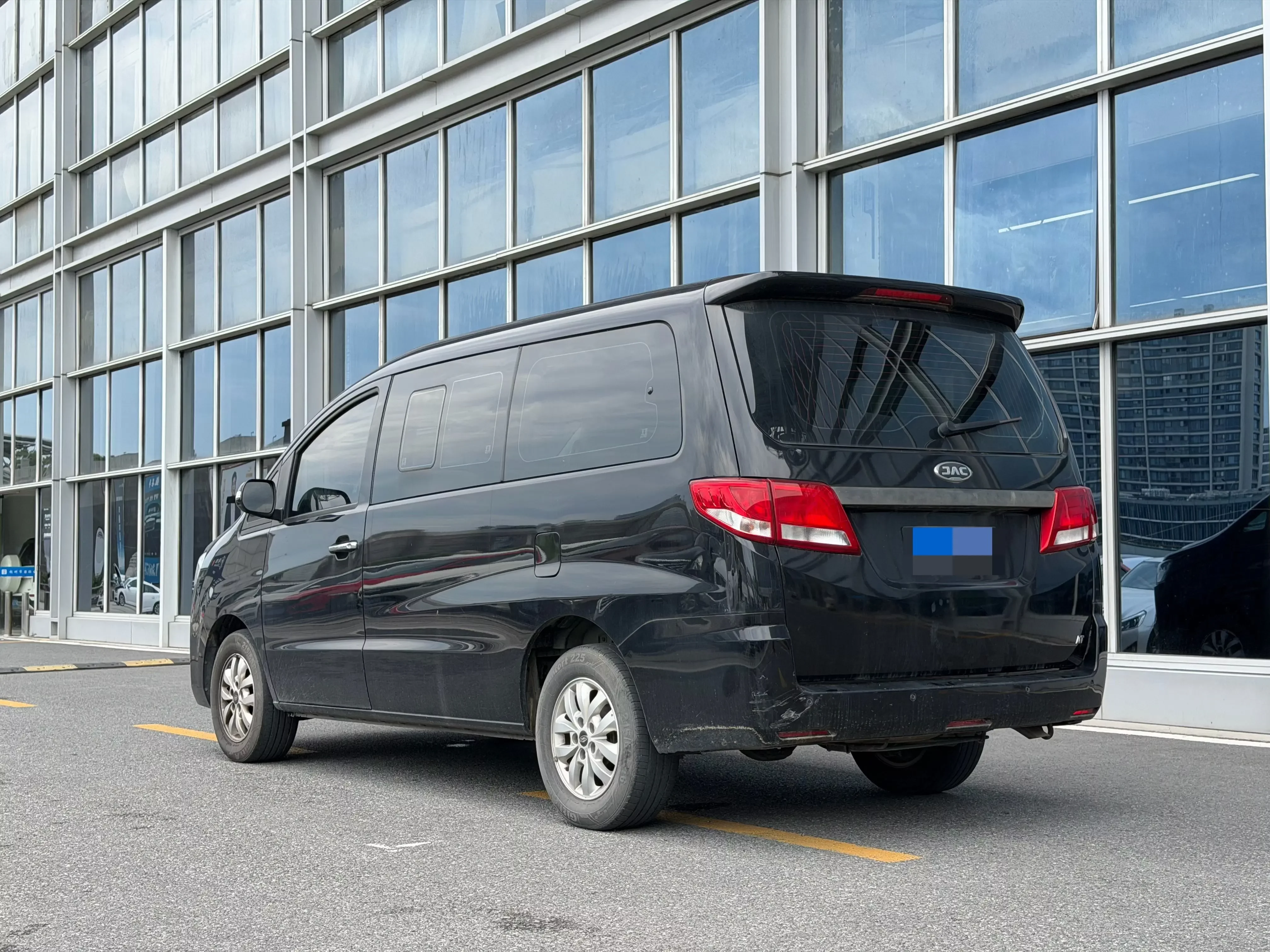 JAC Ruifeng M4
