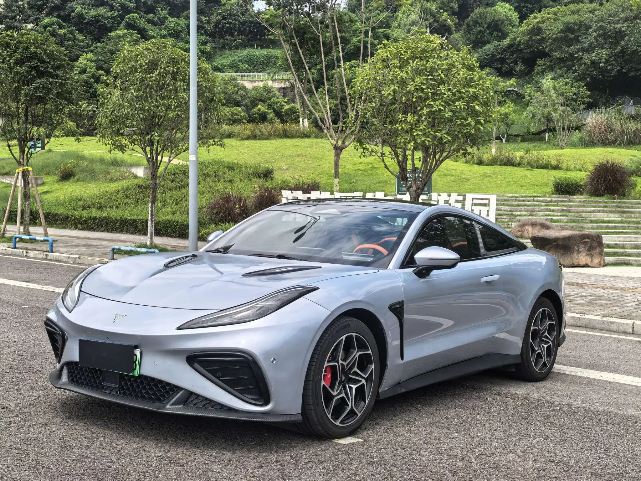 Hozon Neta GT