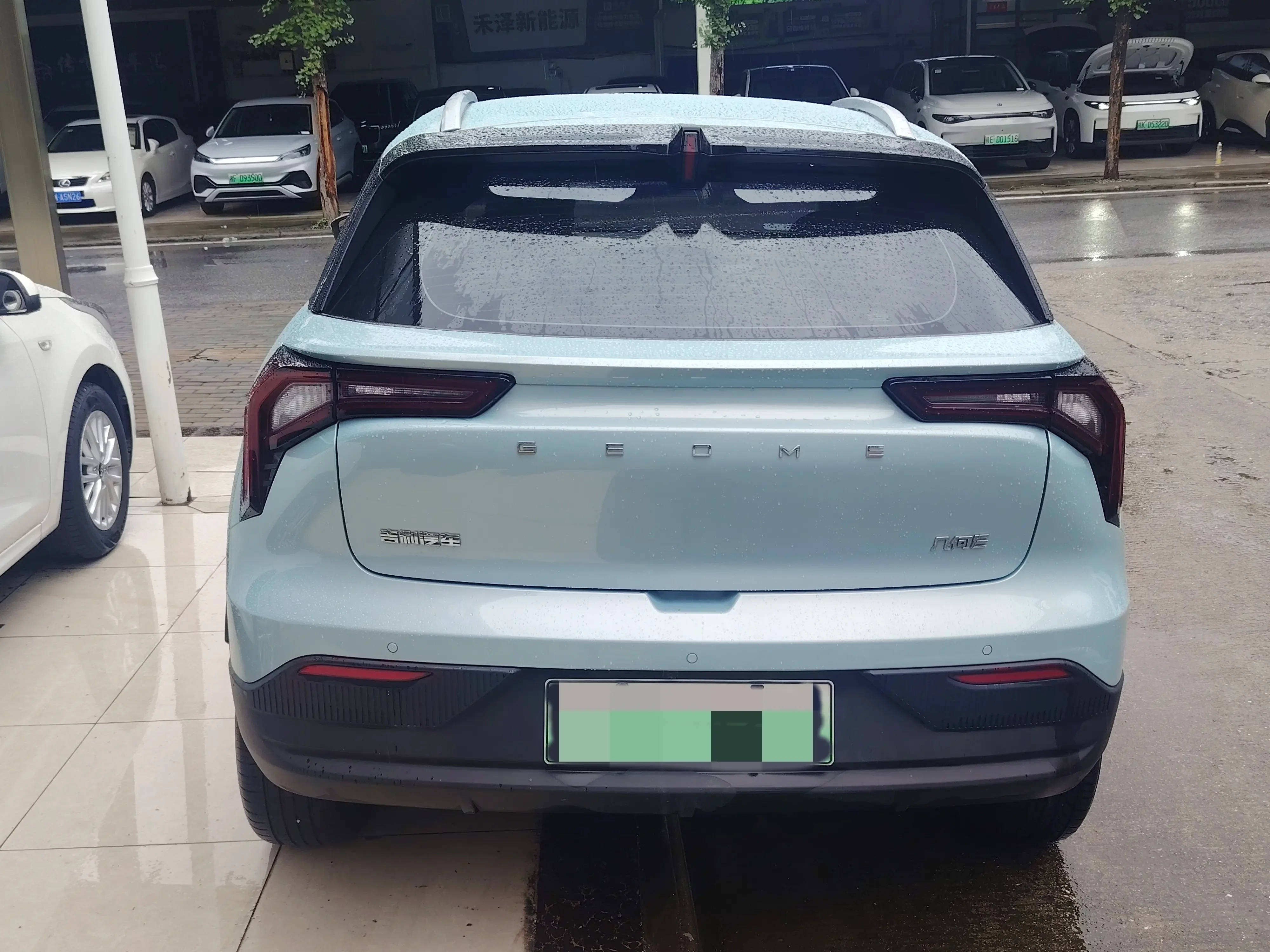 Geely Geometry E Firefly