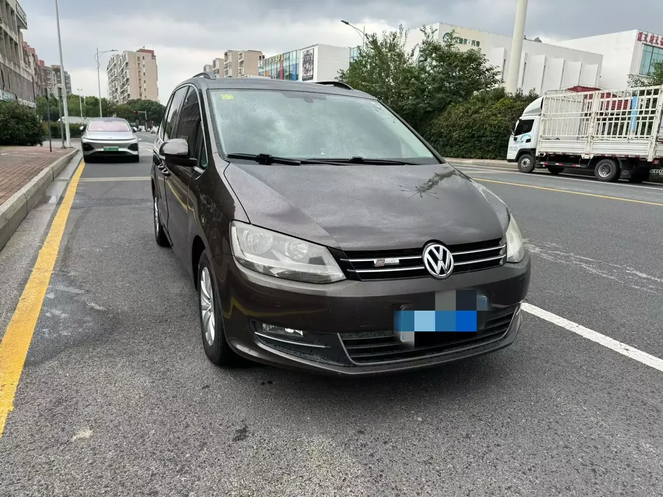 Volkswagen Sharon