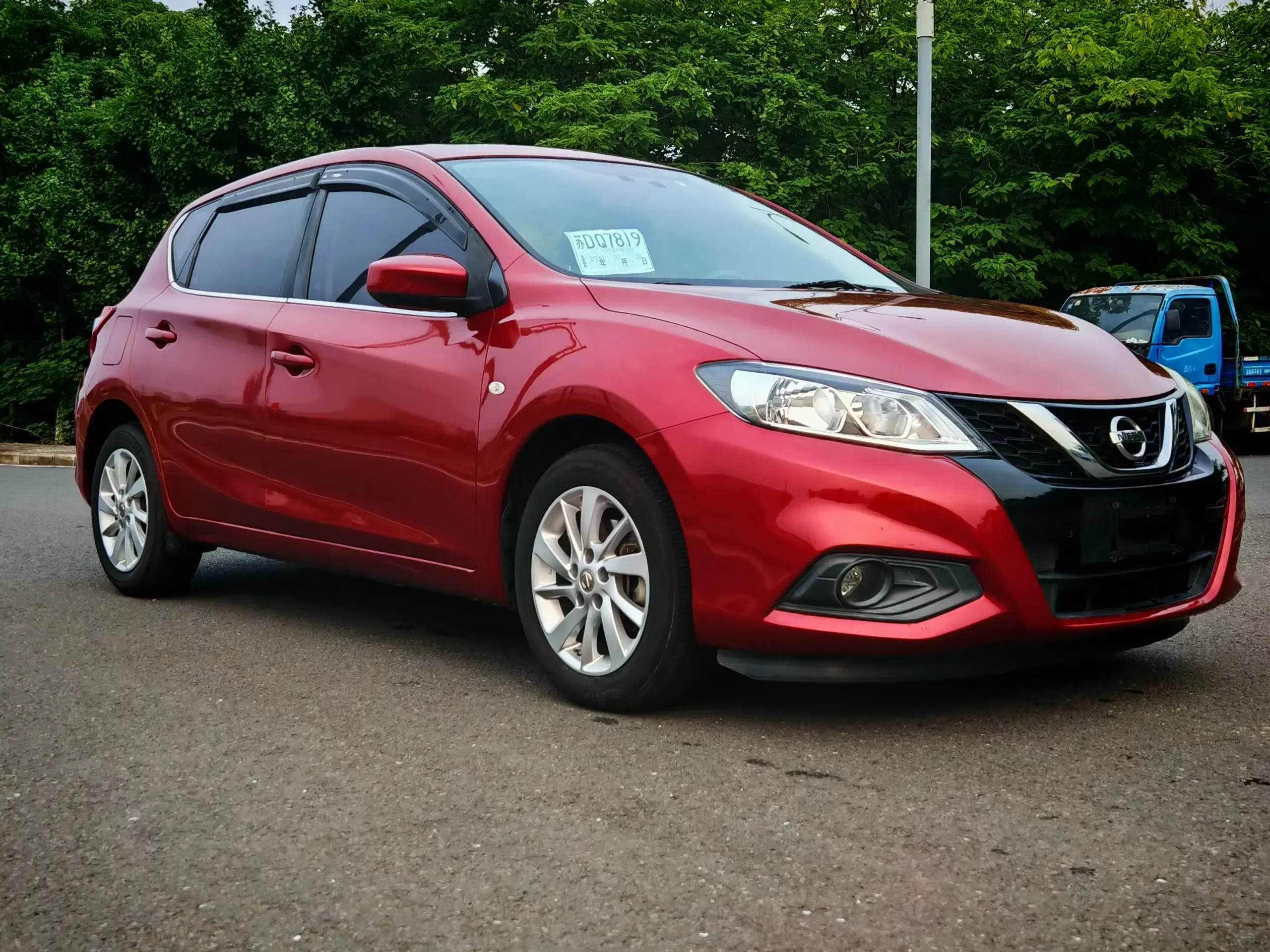 Nissan Tiida