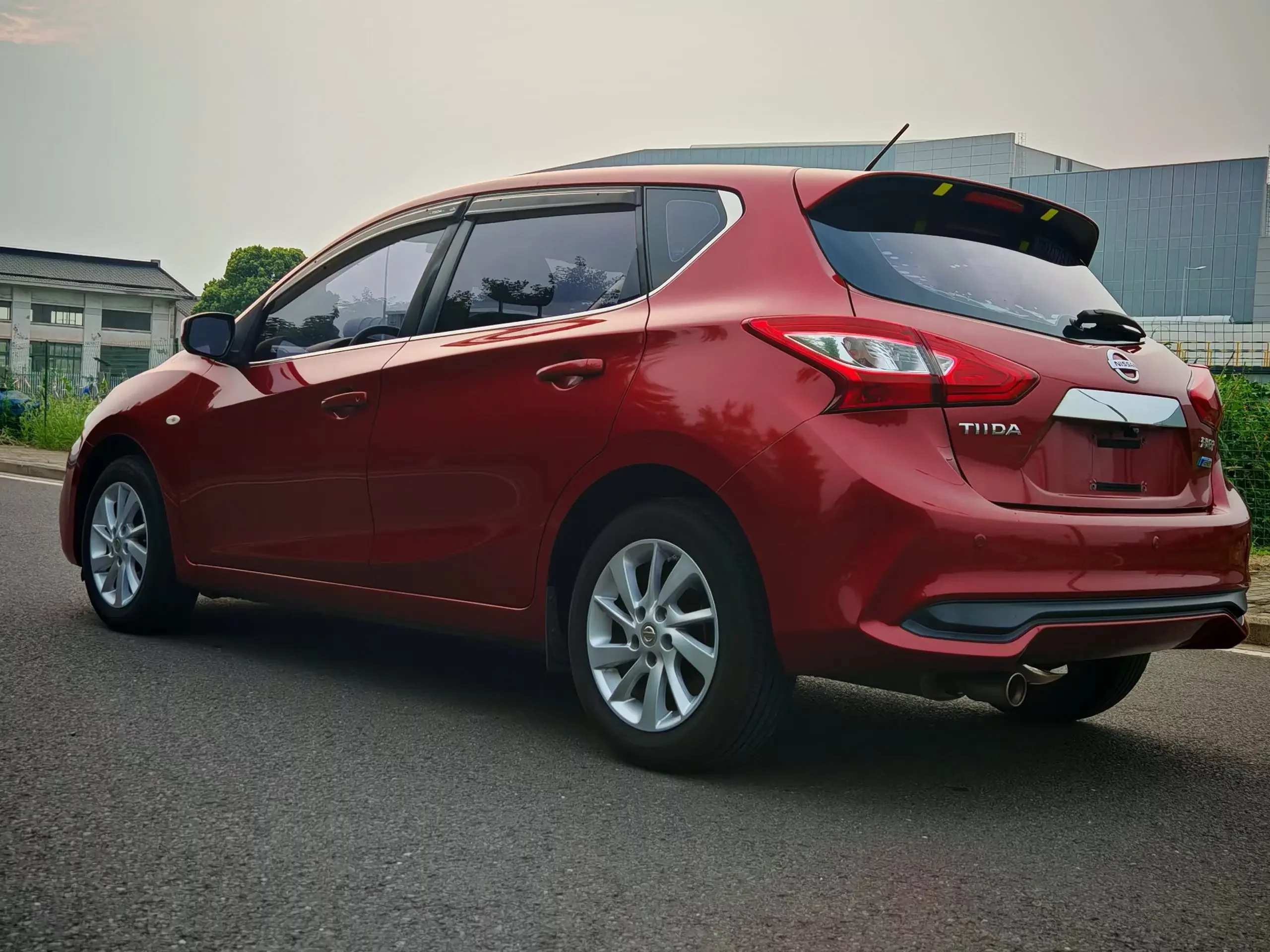 Nissan Tiida