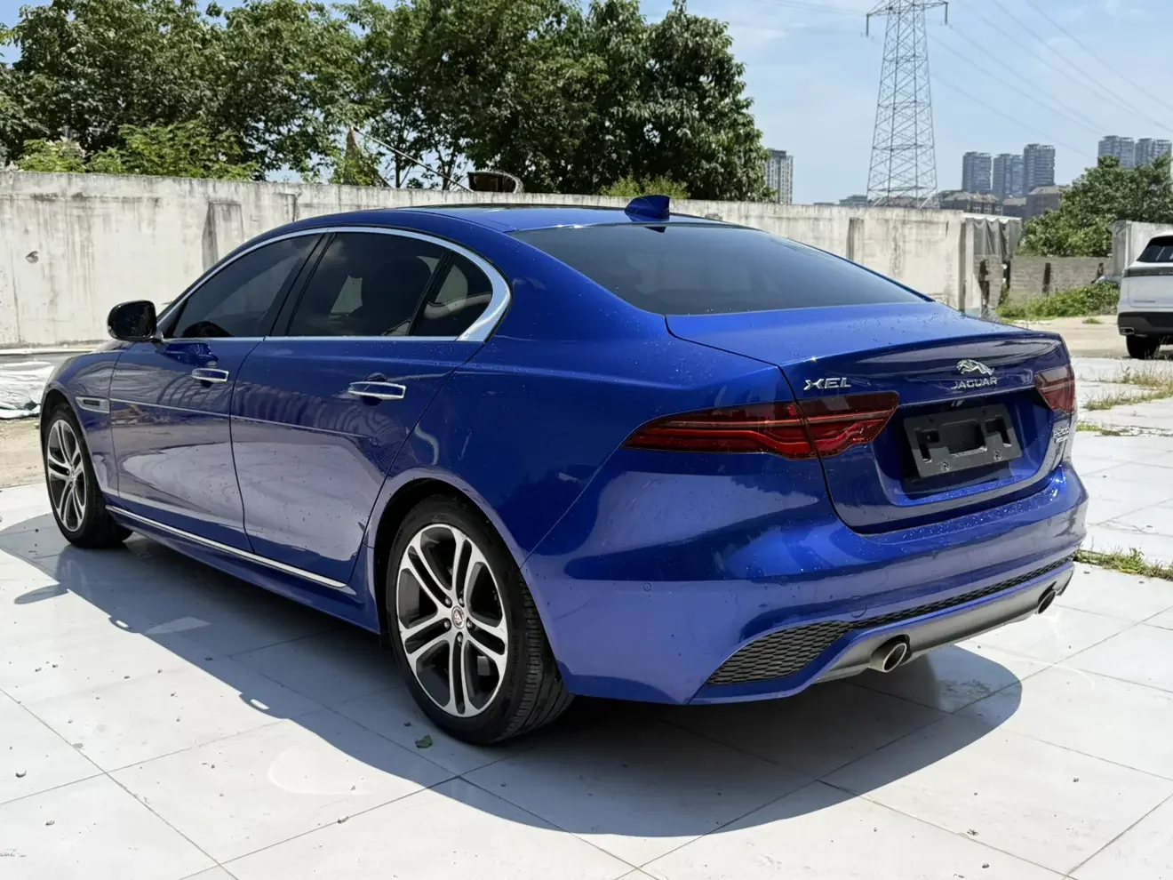 Jaguar XEL