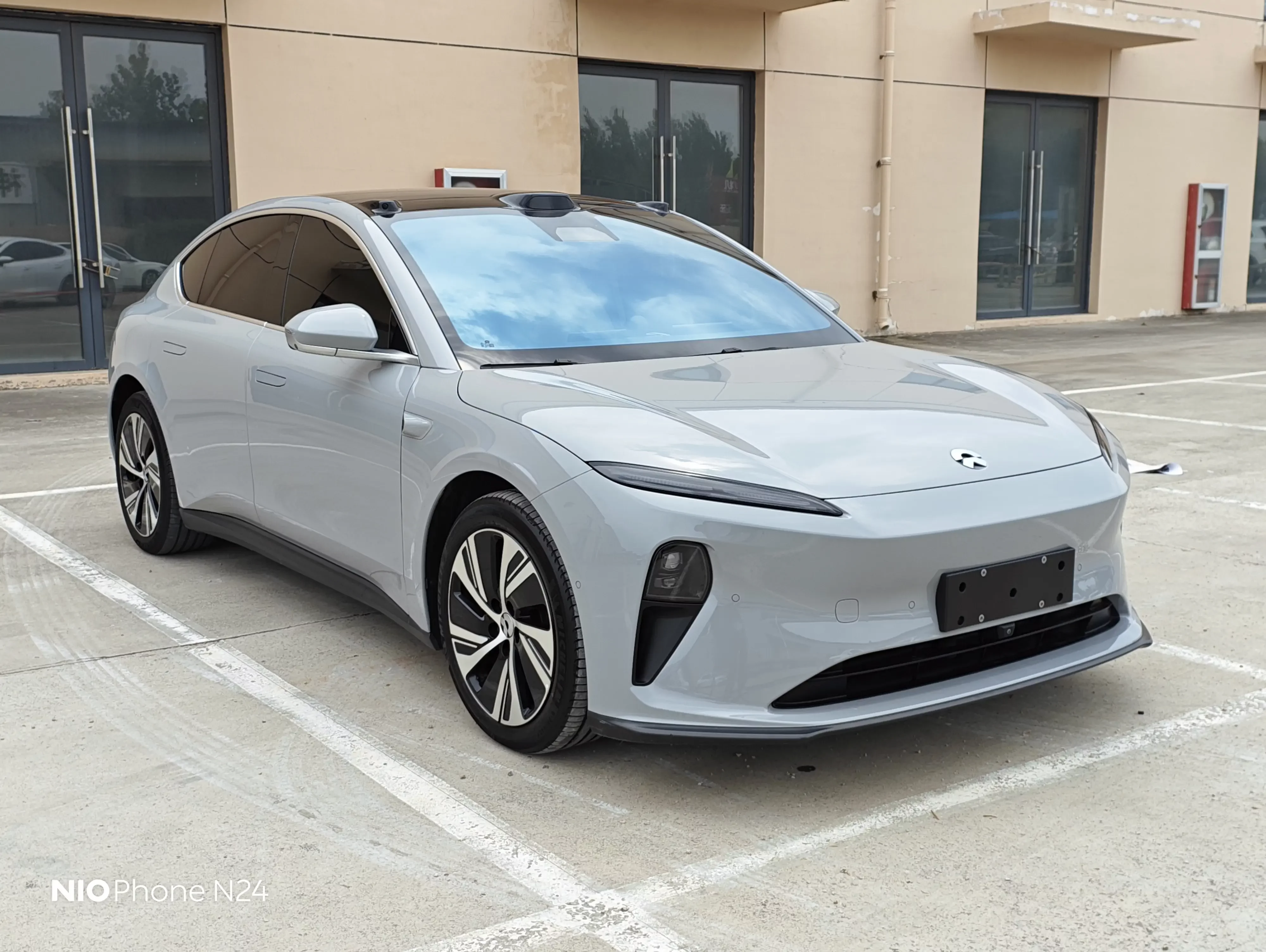 NIO ET5