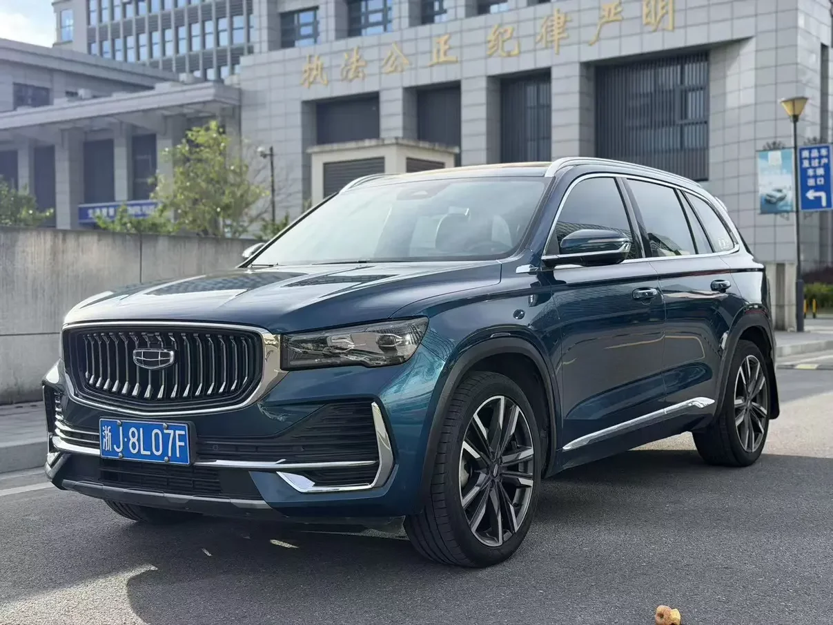 Geely Monjaro (Xingyue L)  из Китая