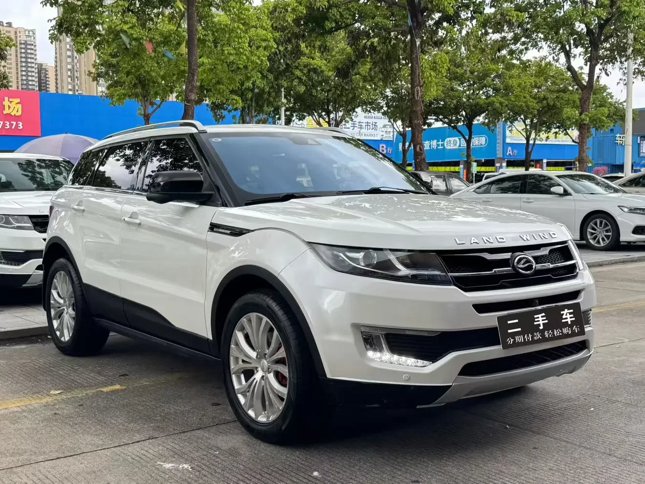 Lu Feng Landwind X7
