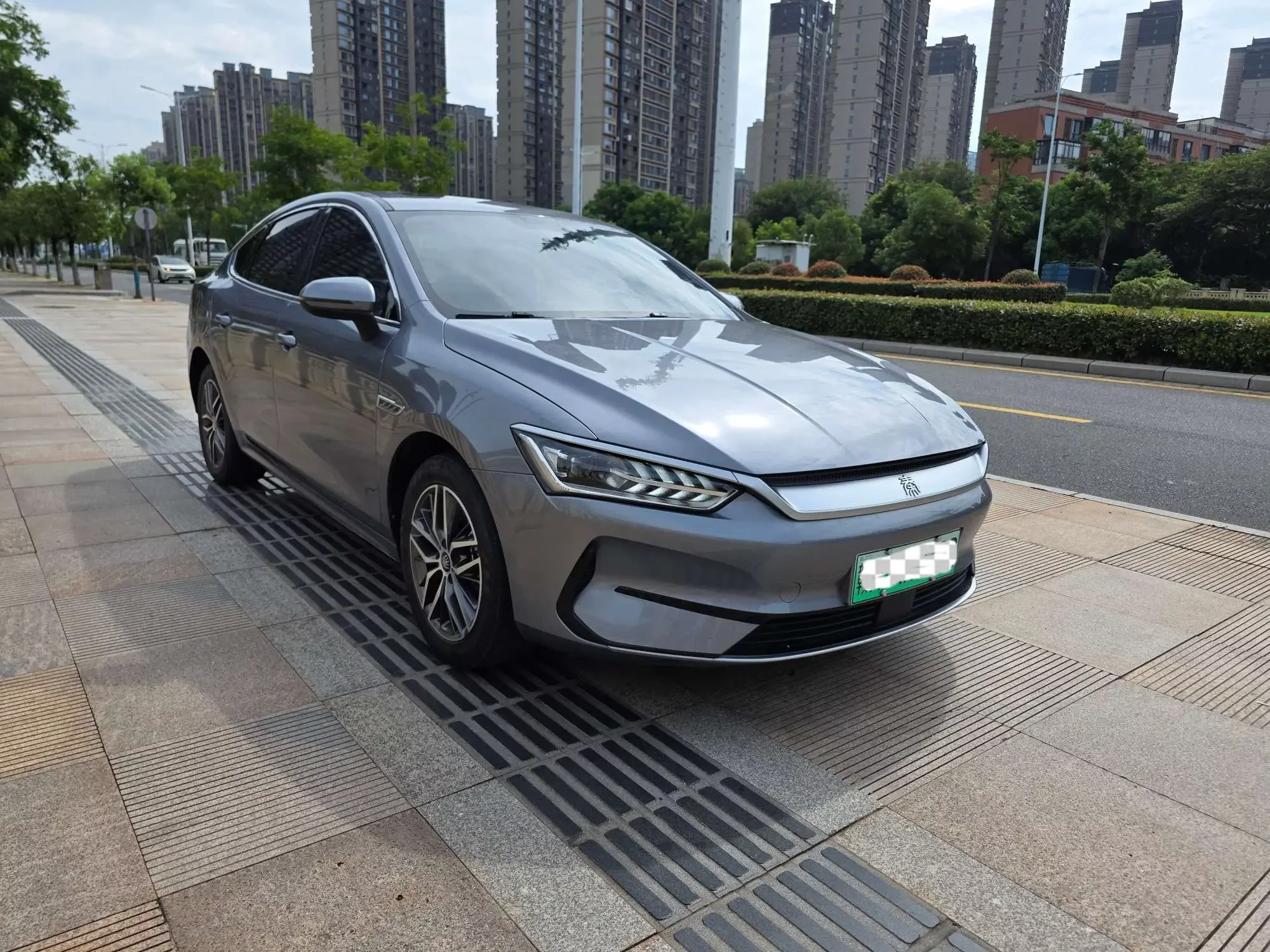 BYD Qin PLUS EV