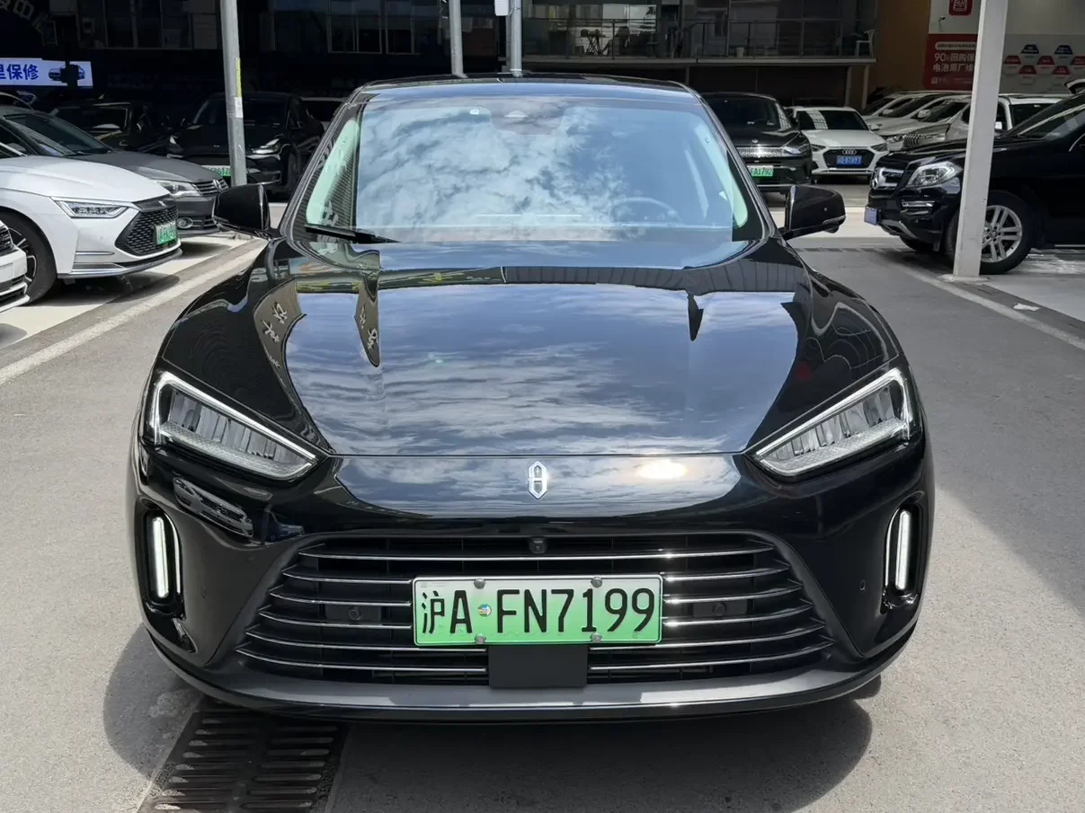 AITO M5