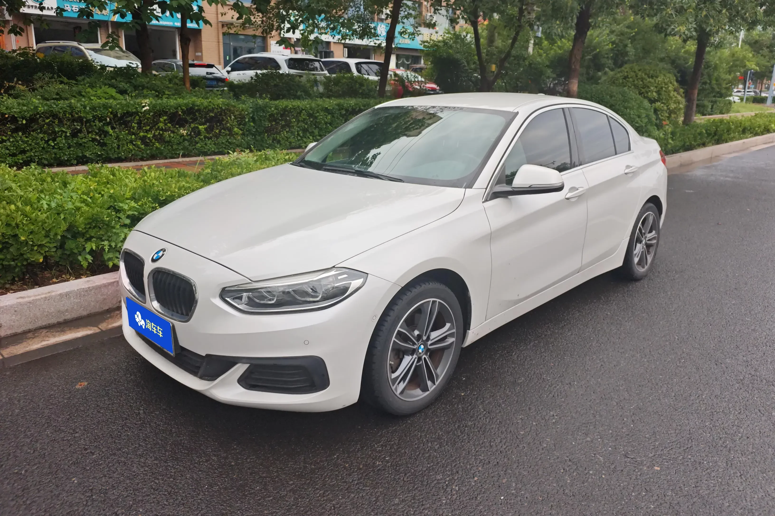 BMW 1 Series  из Китая