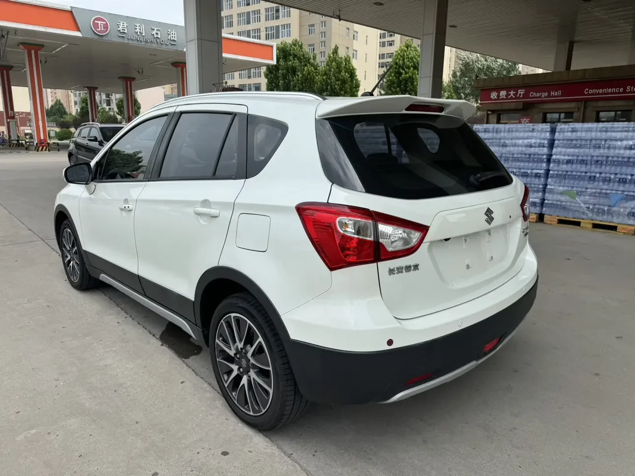 Suzuki Feng Yu