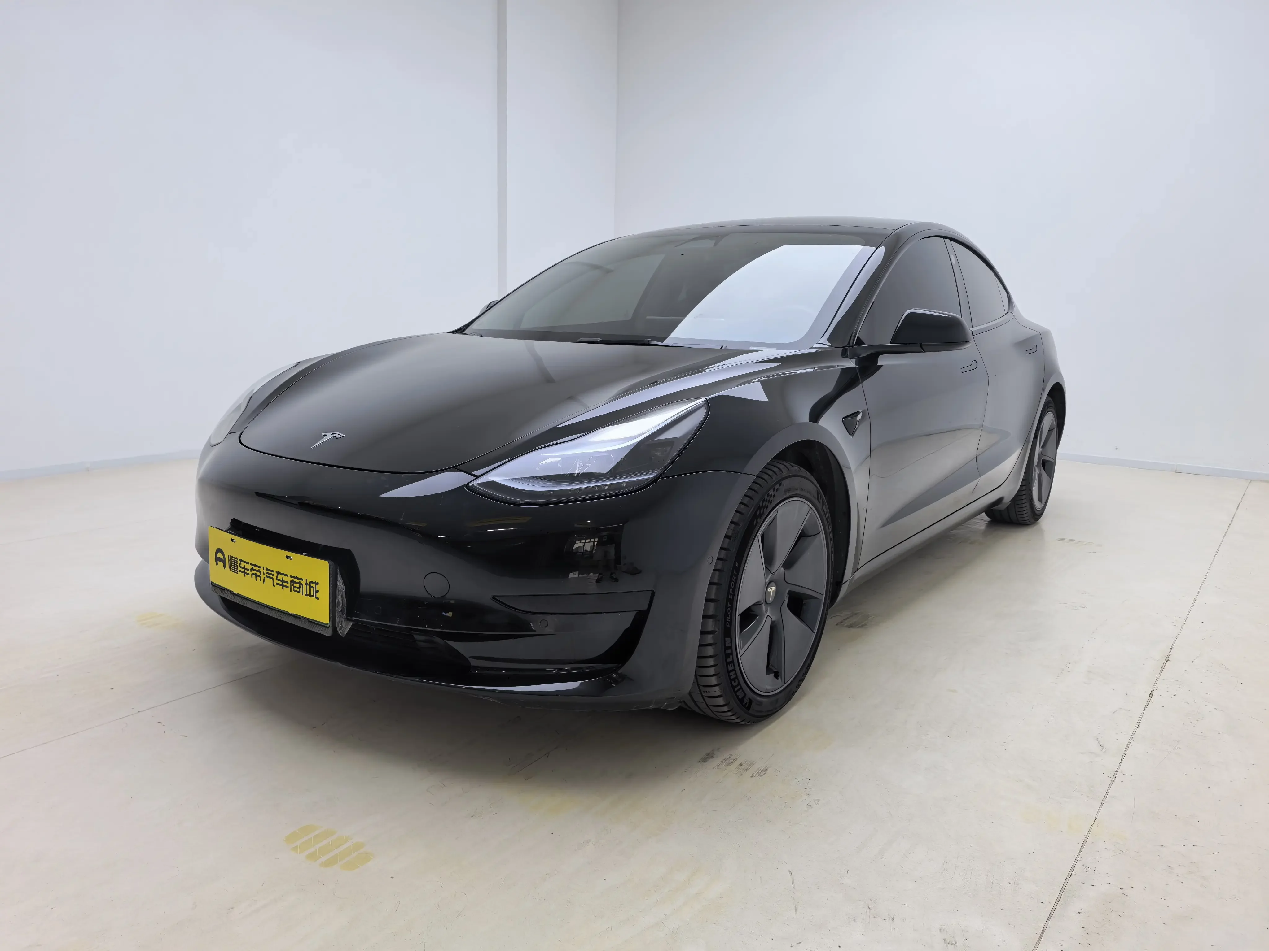 Tesla Model 3  из Китая
