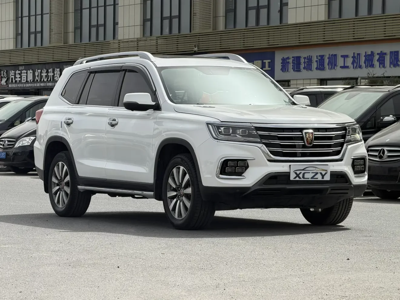 Roewe RX8