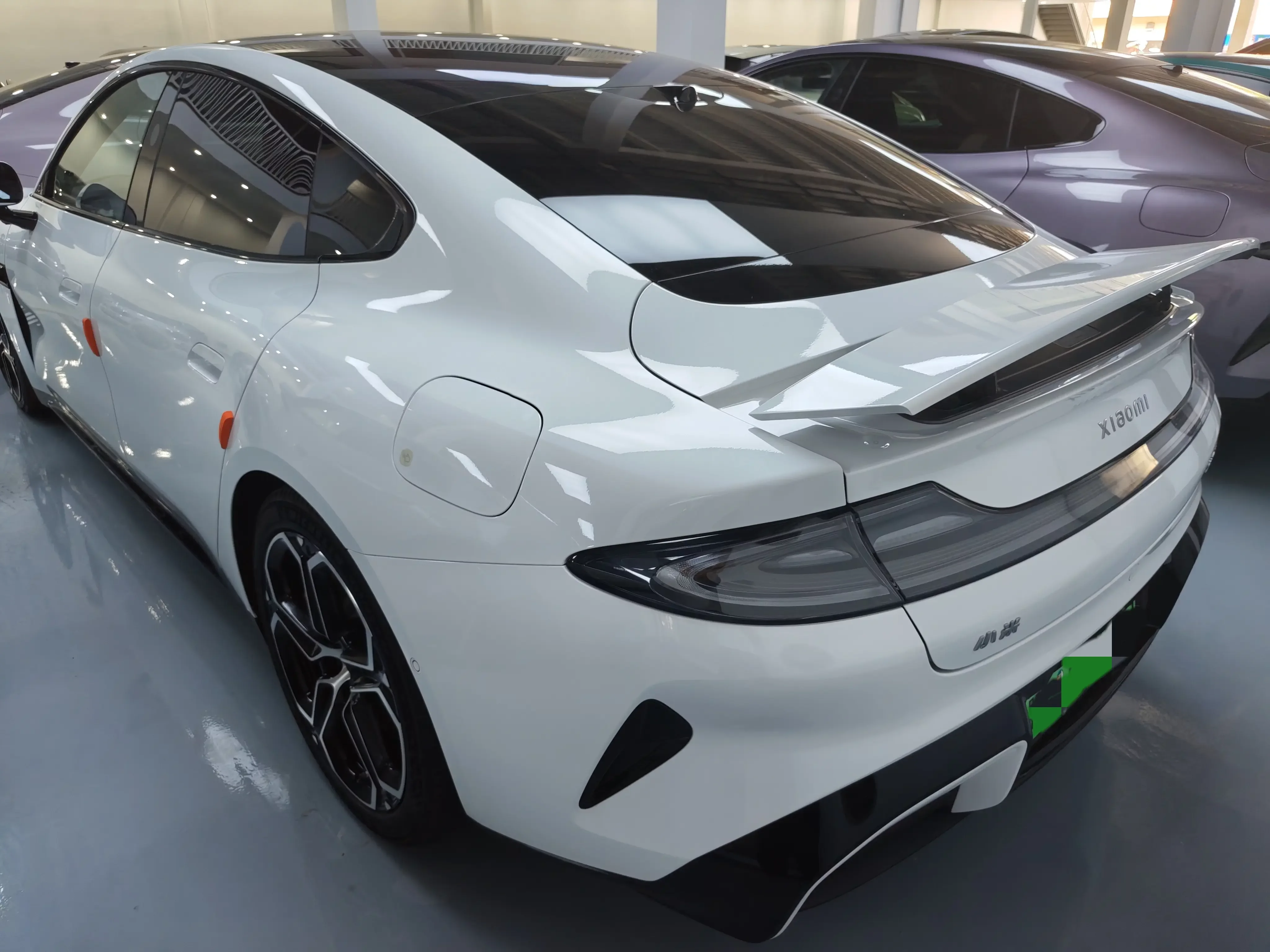 Xiaomi car Xiaomi SU7  из Китая