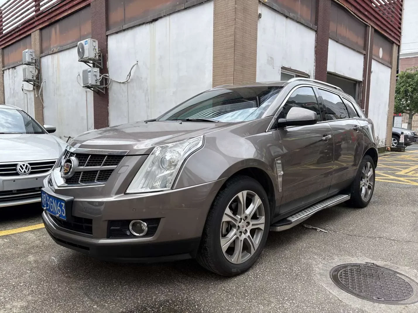 Cadillac SRX  из Китая