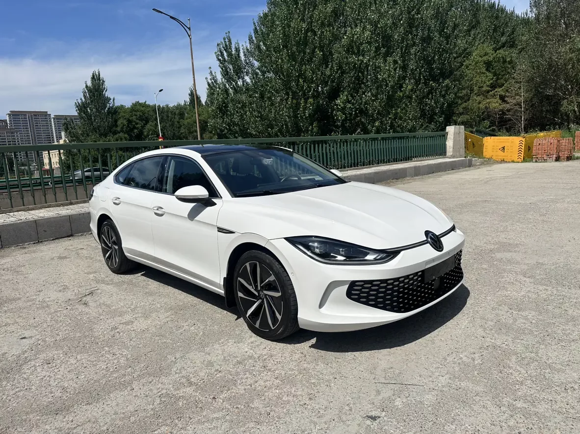 Volkswagen Lamando