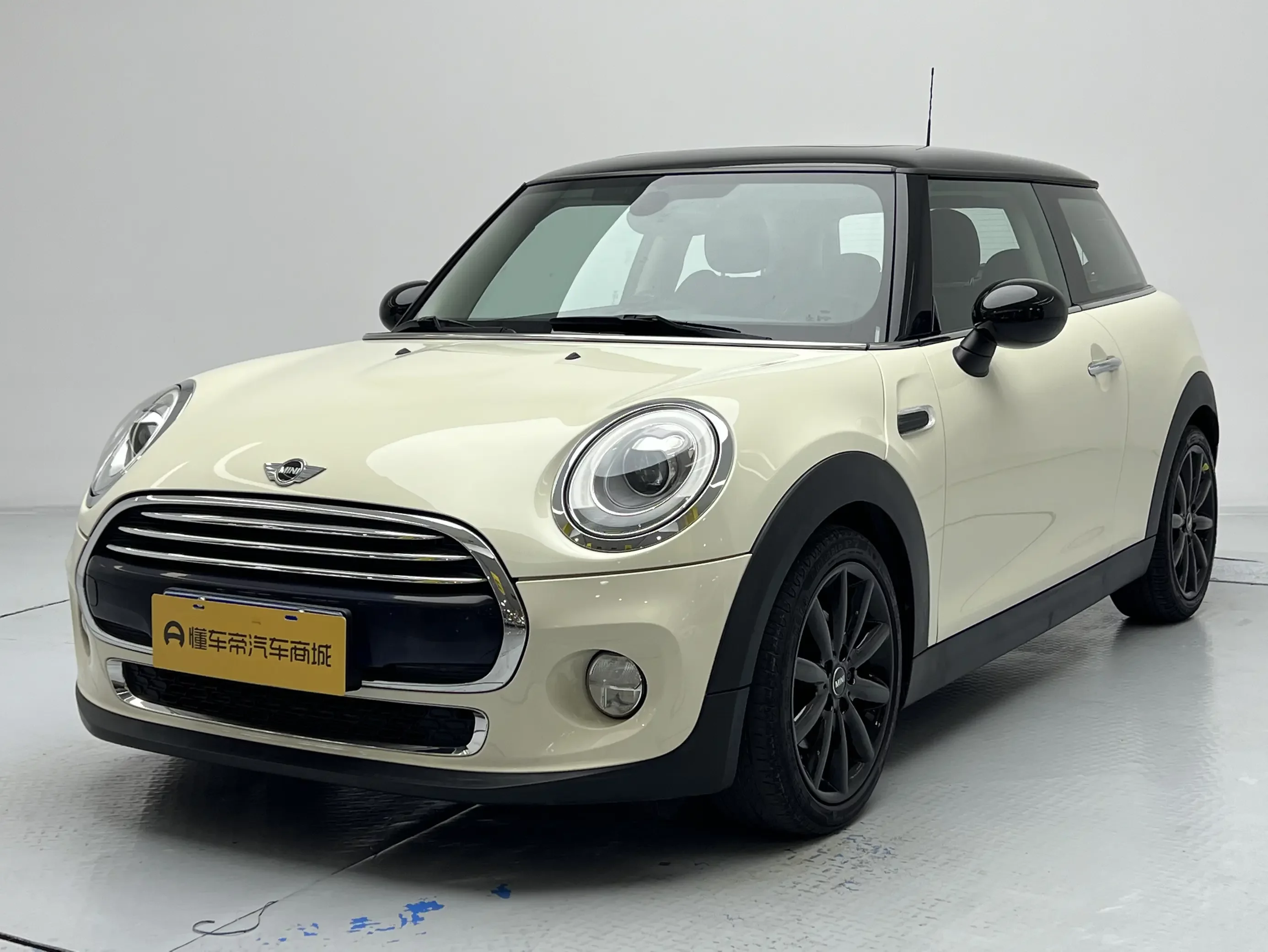 MINI 