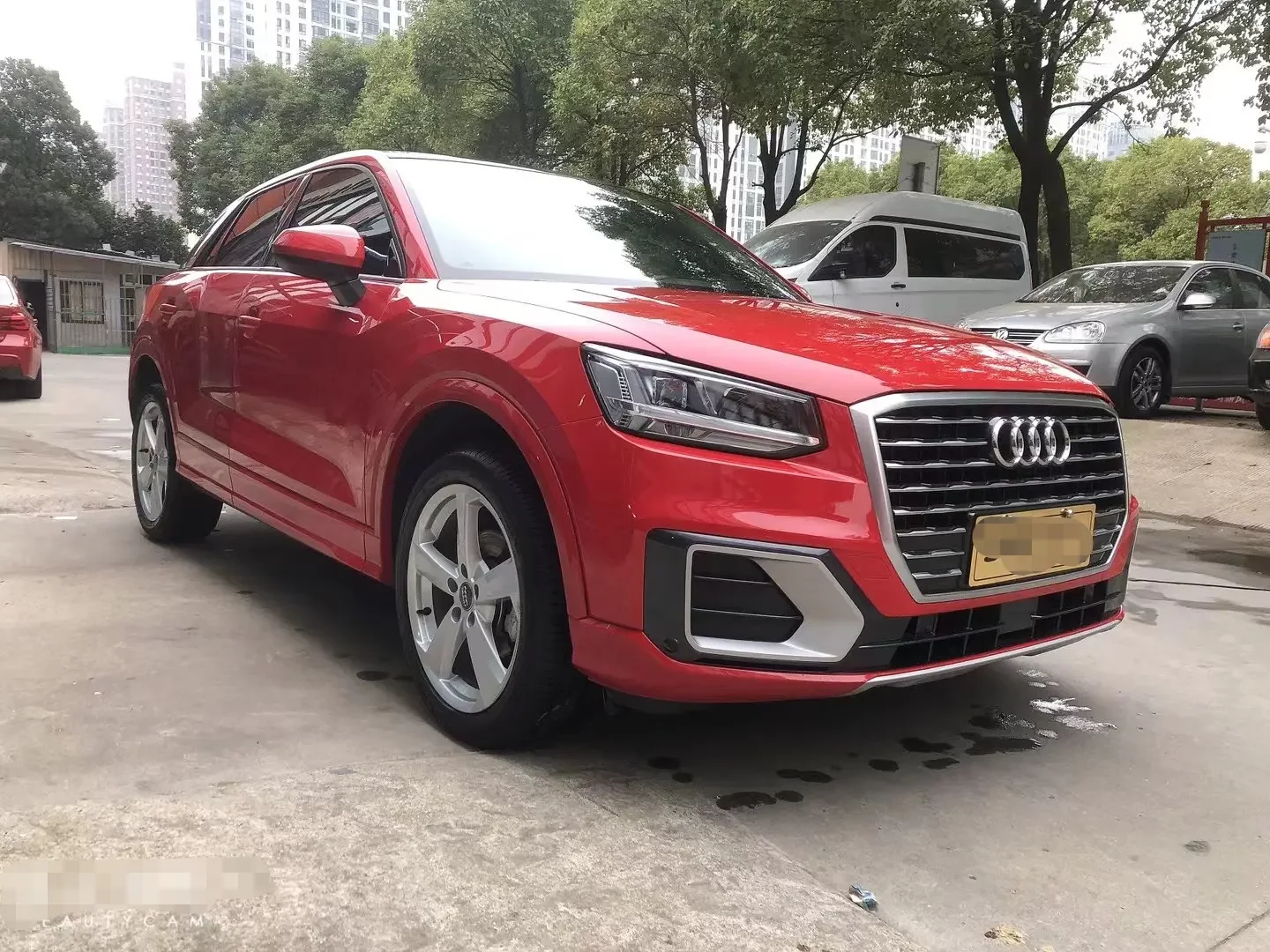 Audi Q2L