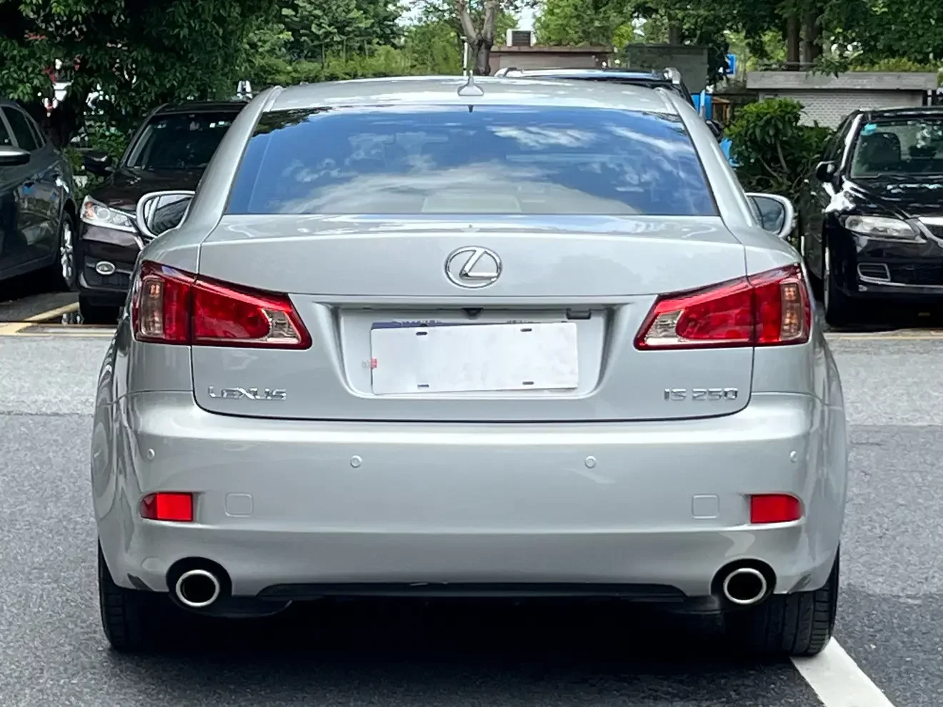 Lexus IS