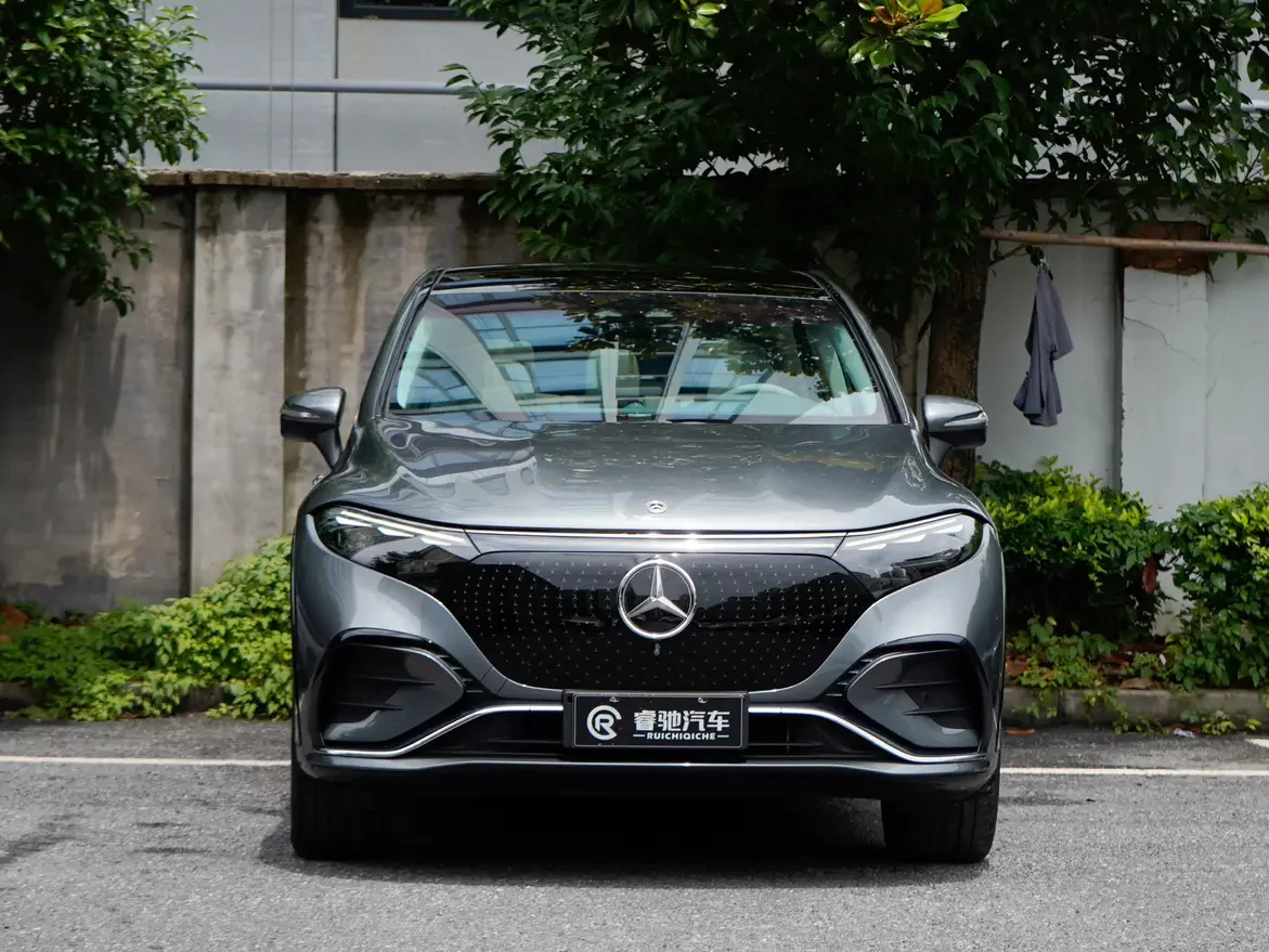 Mercedes-Benz EQS SUV