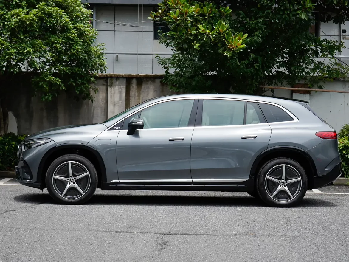 Mercedes-Benz EQS SUV