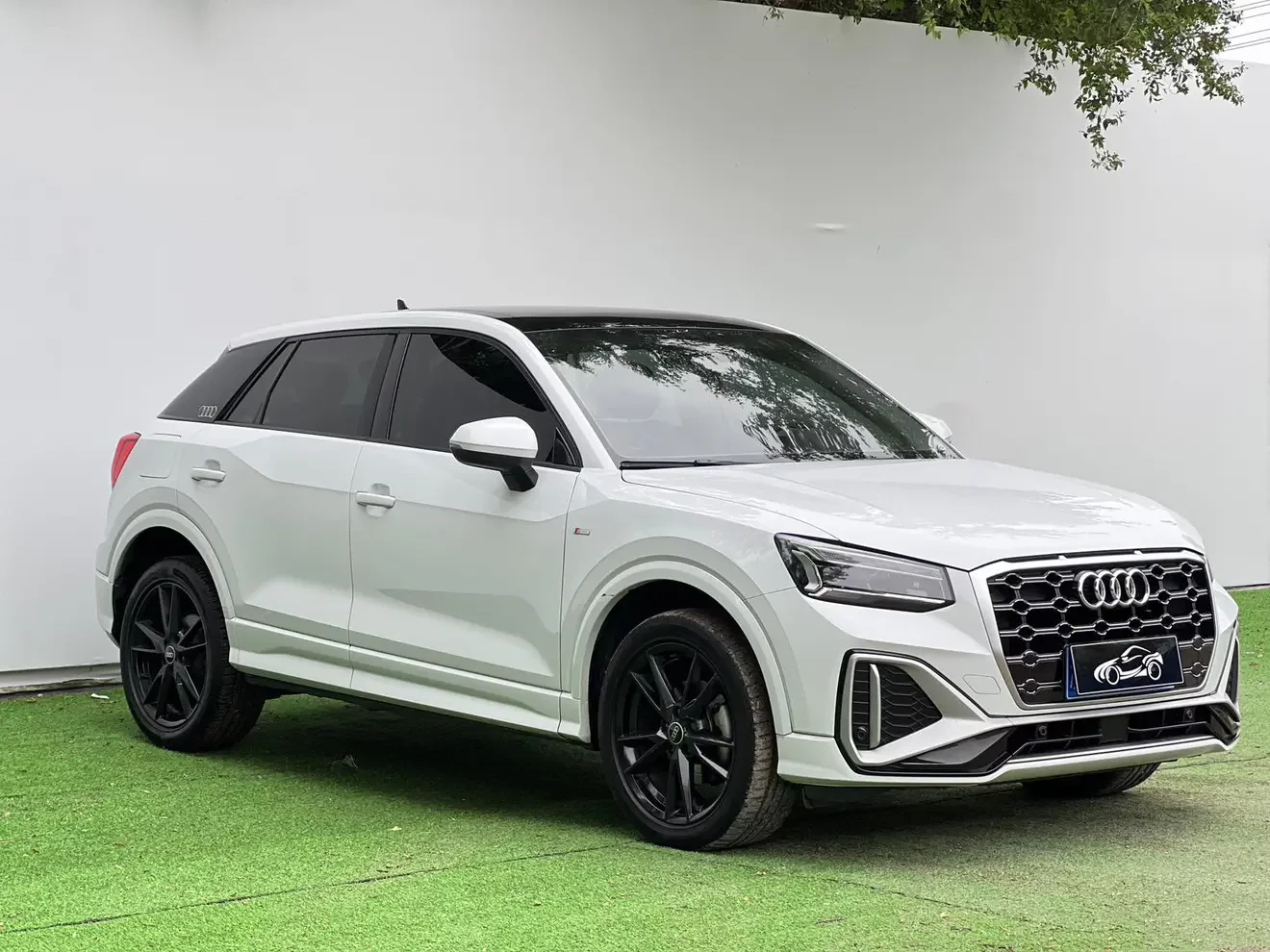 Audi Q2L