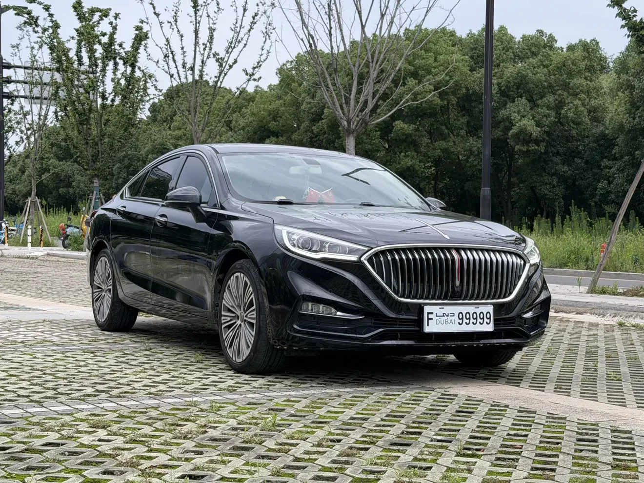 Hongqi H5 classic