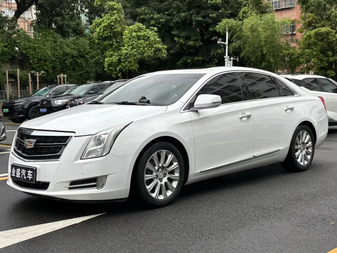 Cadillac XTS