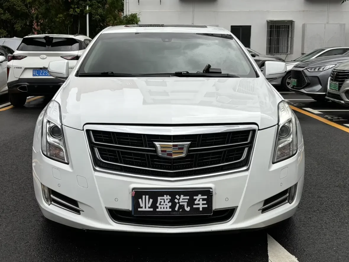 Cadillac XTS