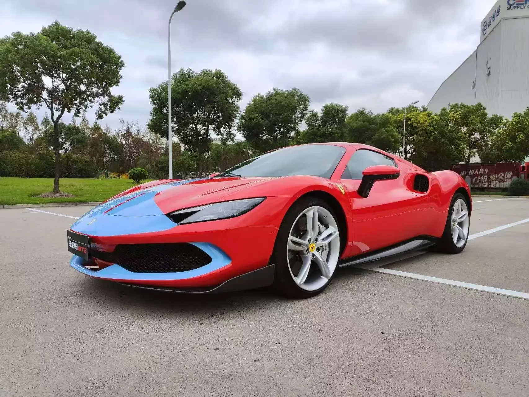 Ferrari 296