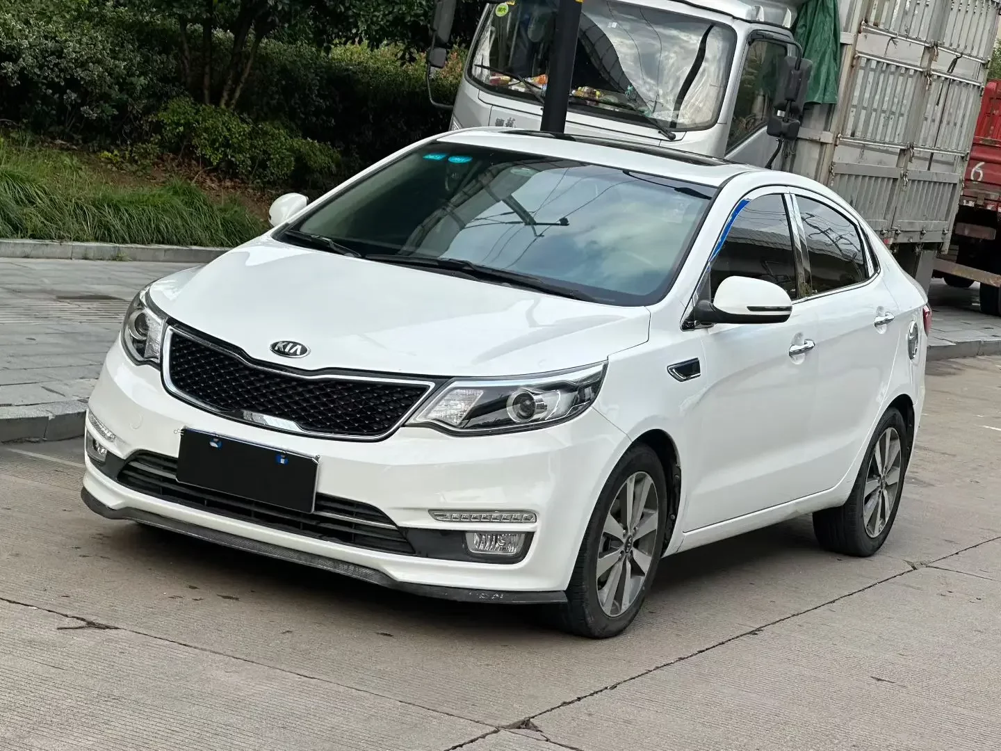 Kia K2