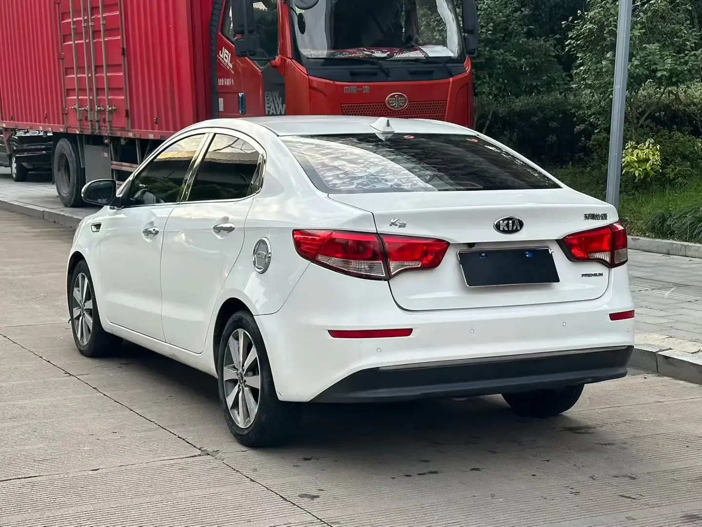 Kia K2