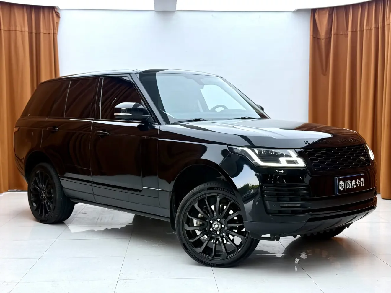 Land Rover range rover