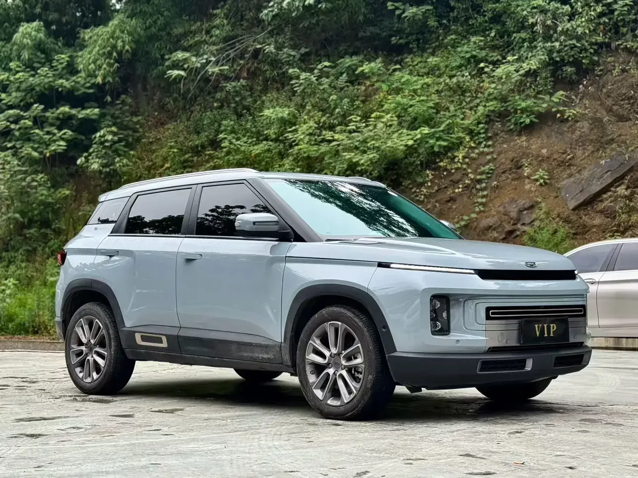 Geely ICON