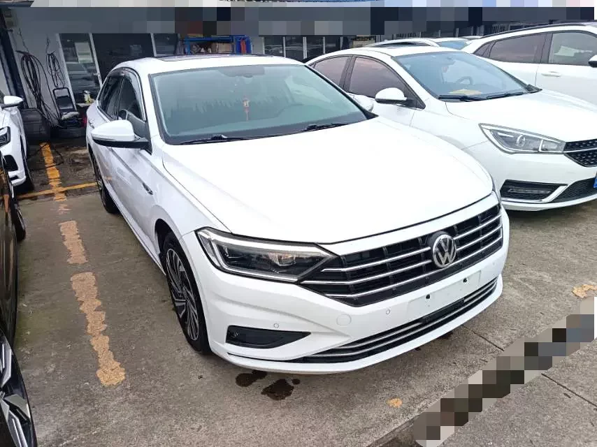 Volkswagen Sagitar