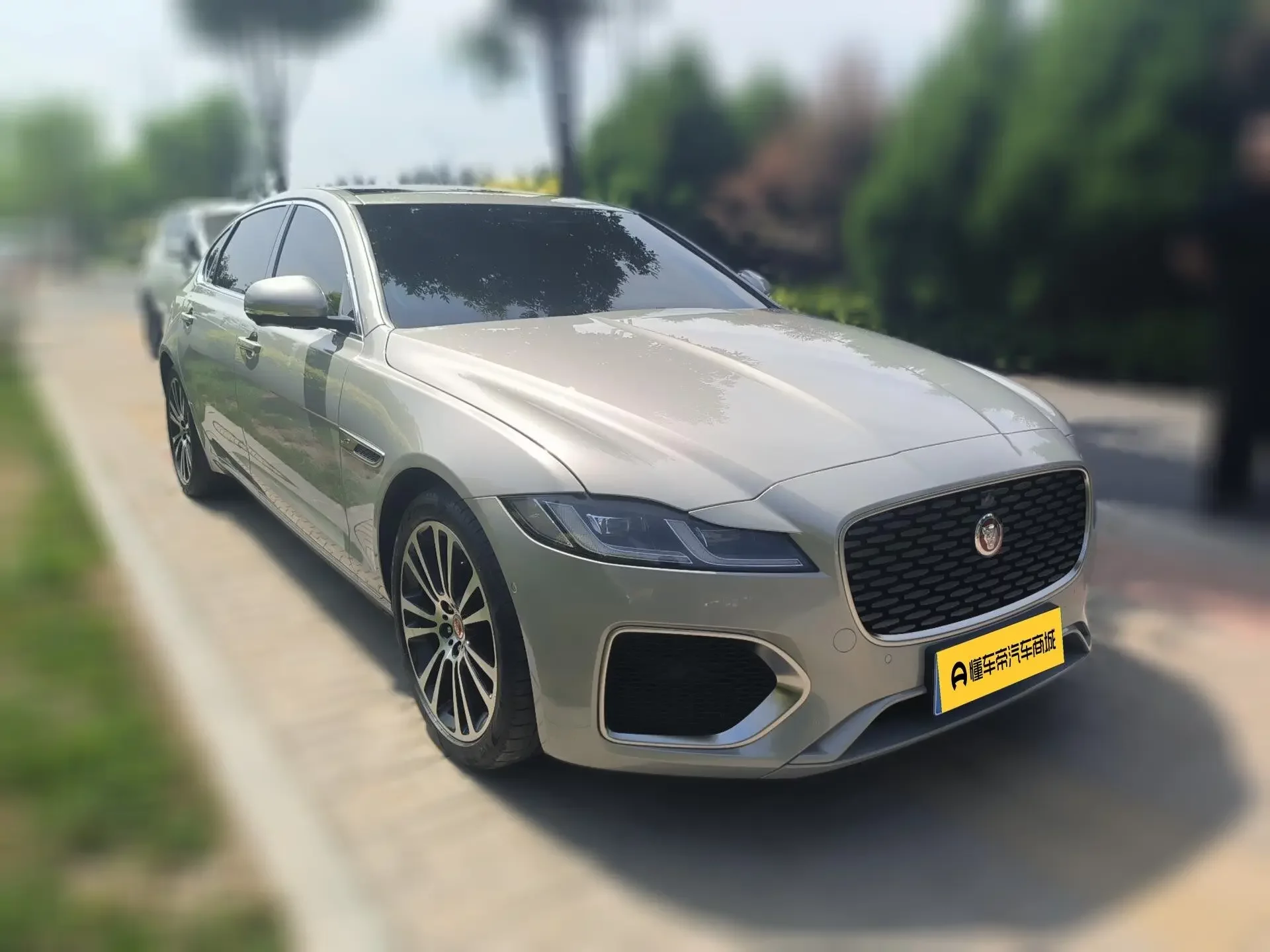 Jaguar XFL