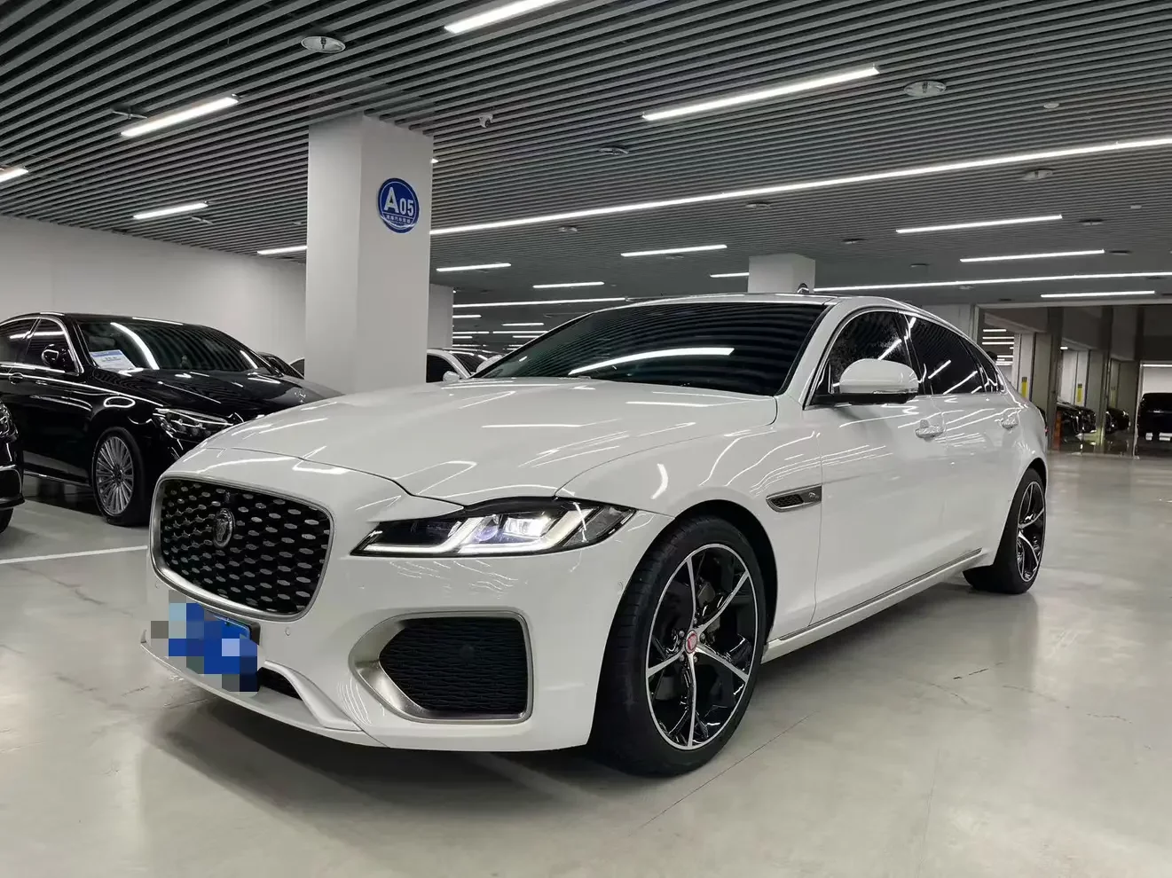 Jaguar XFL