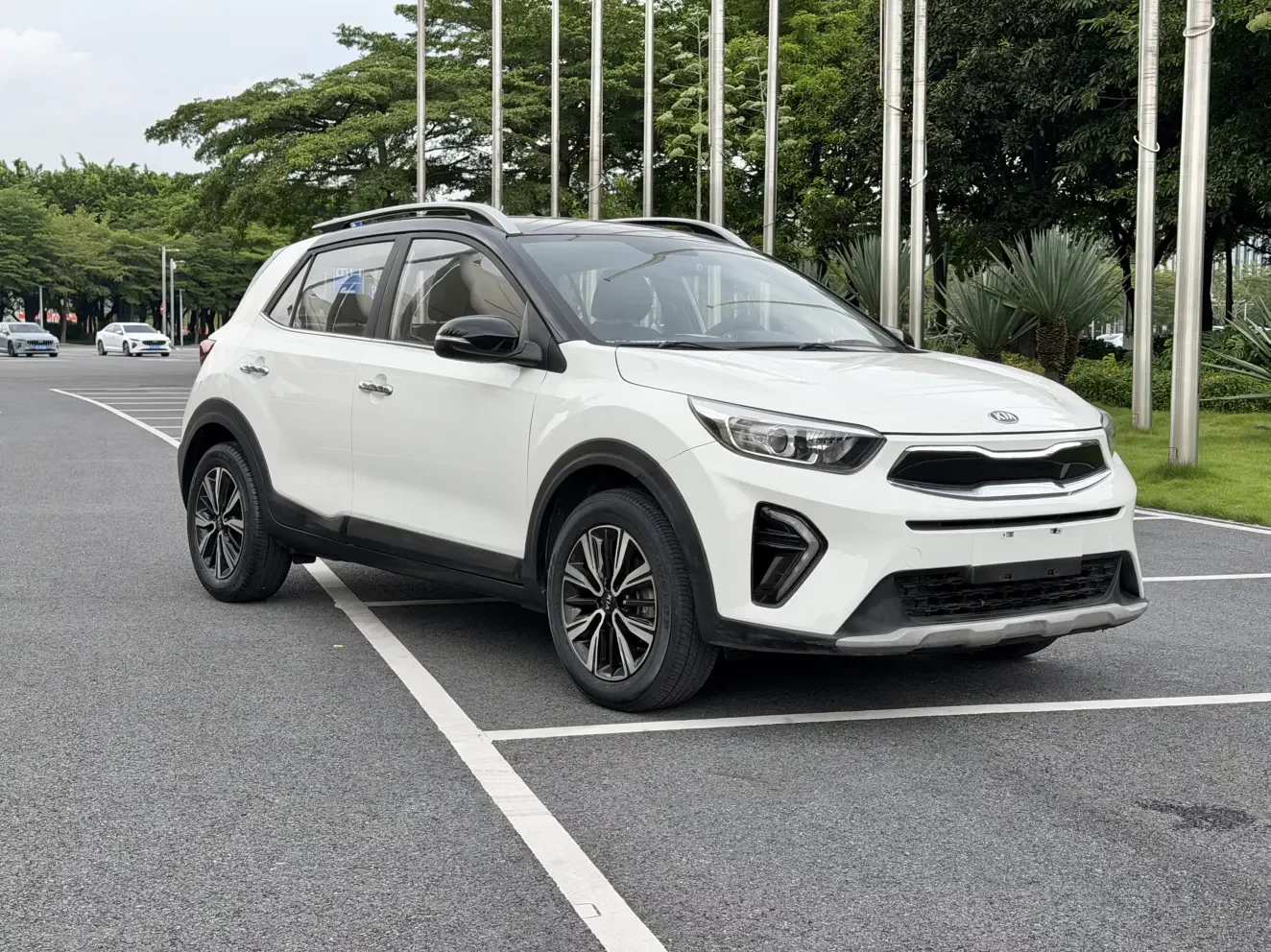 Kia KX1