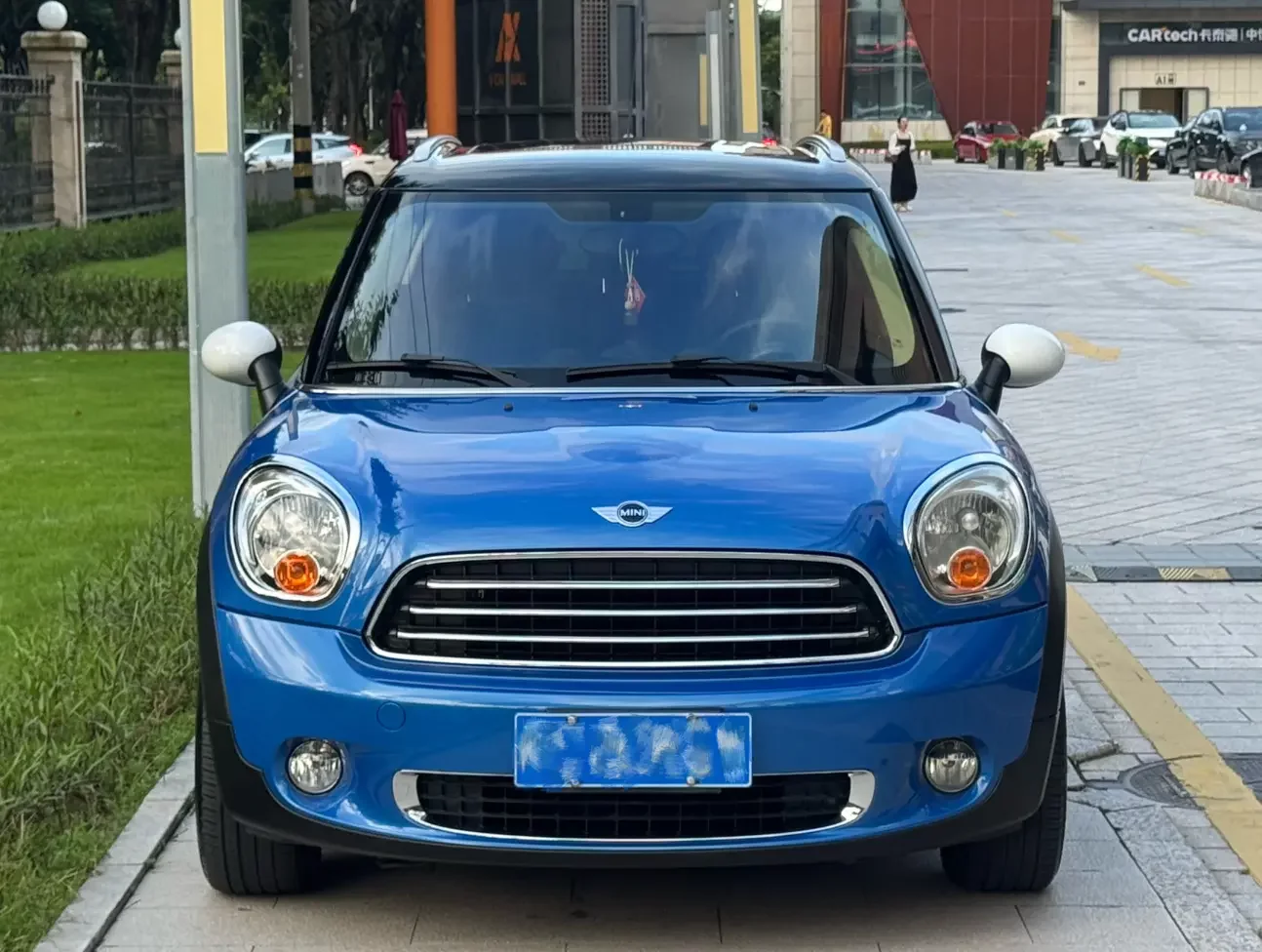 MINI COUNTRYMAN