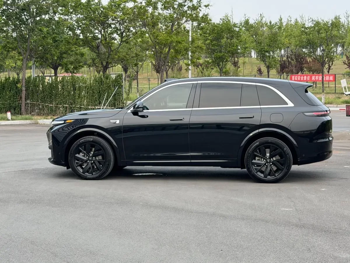 Lixiang L7