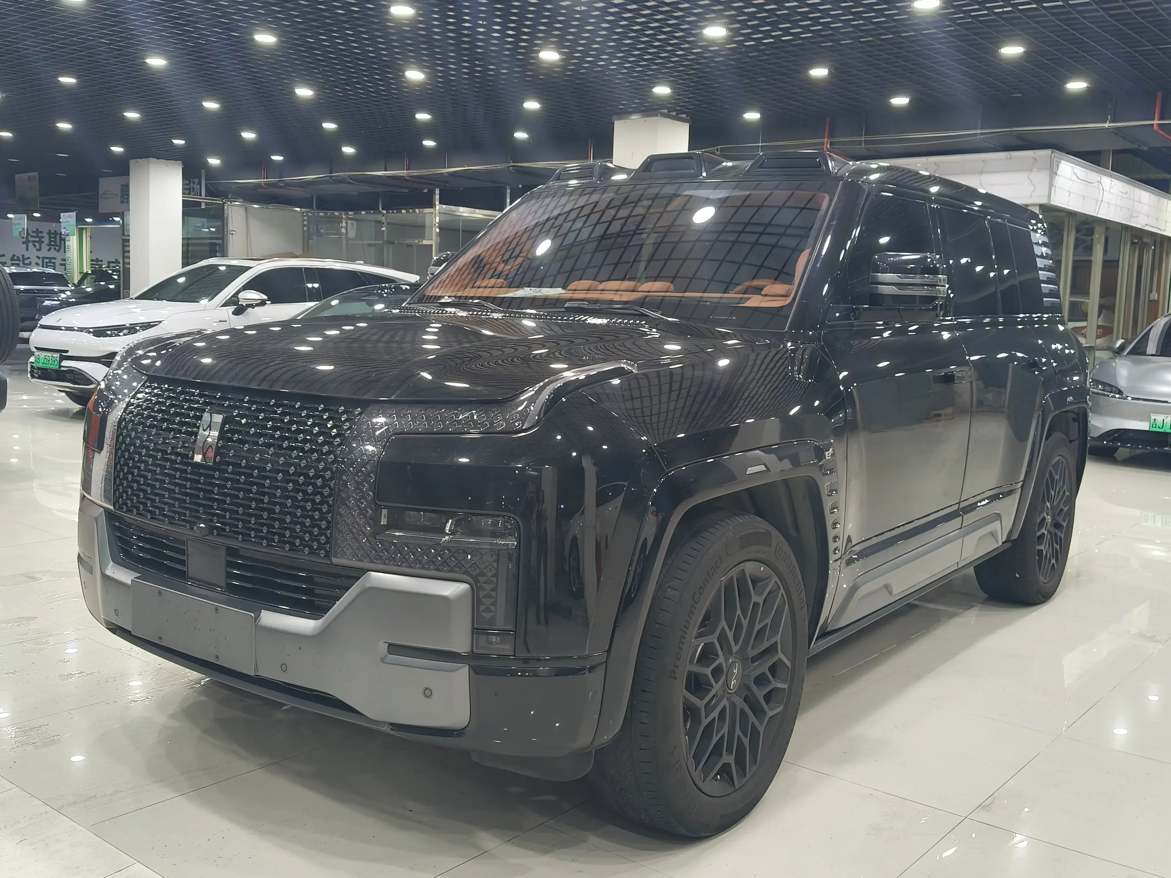 BYD Yangwang U8