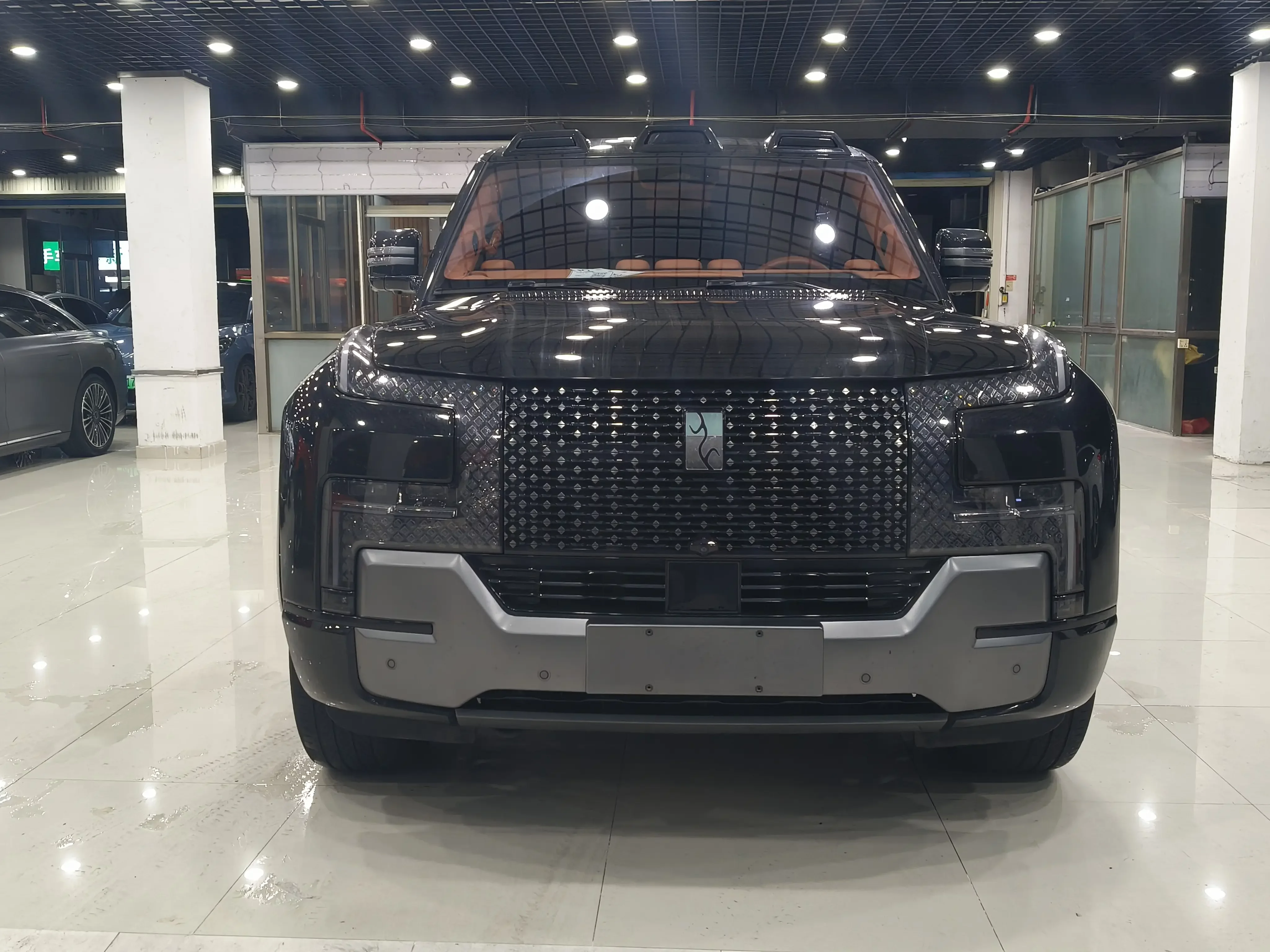 BYD Yangwang U8