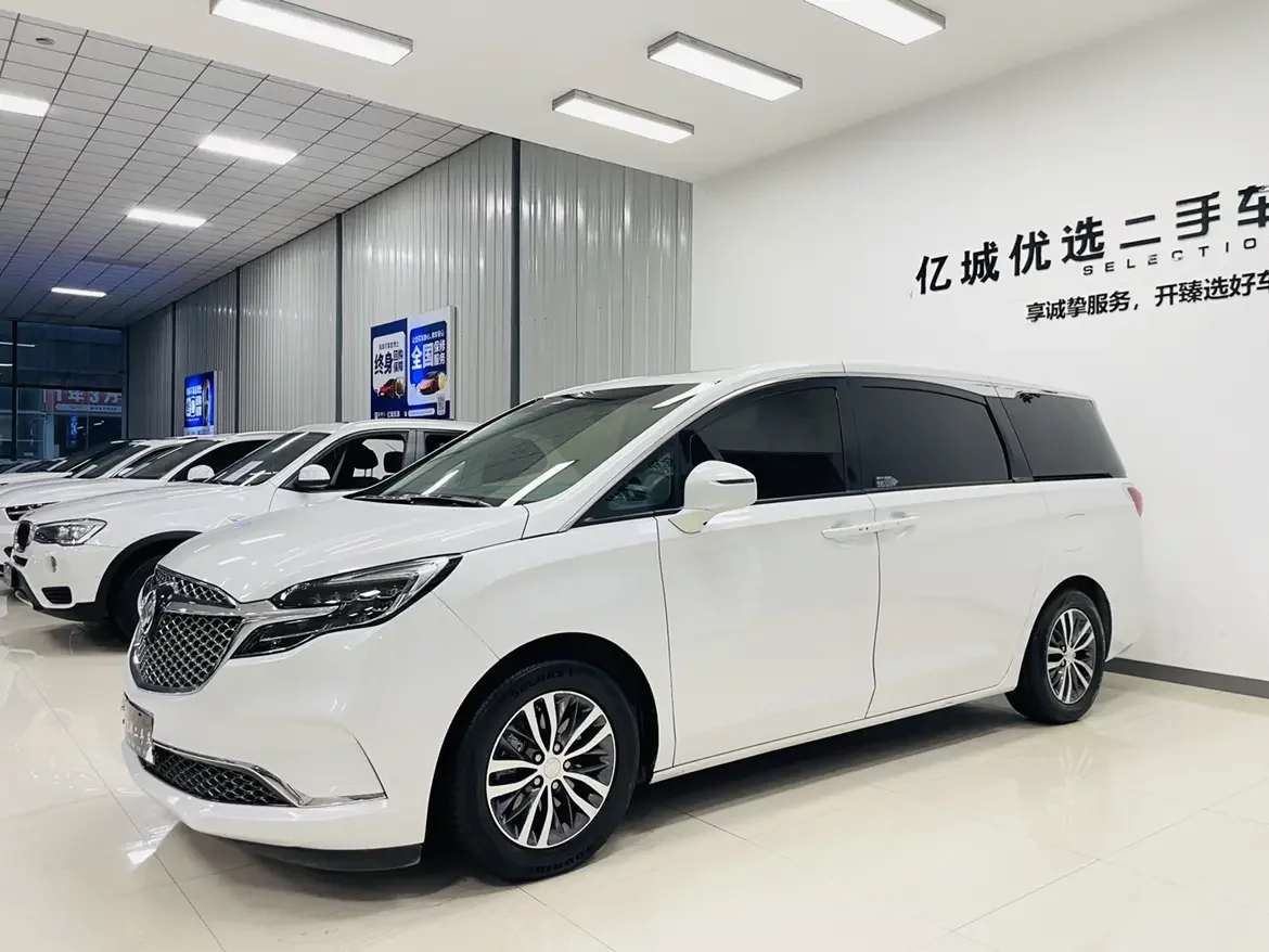 Buick GL8