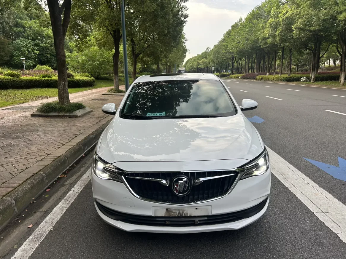 Buick Yinglang