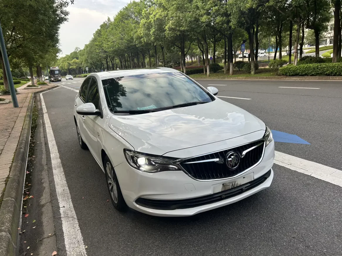 Buick Yinglang
