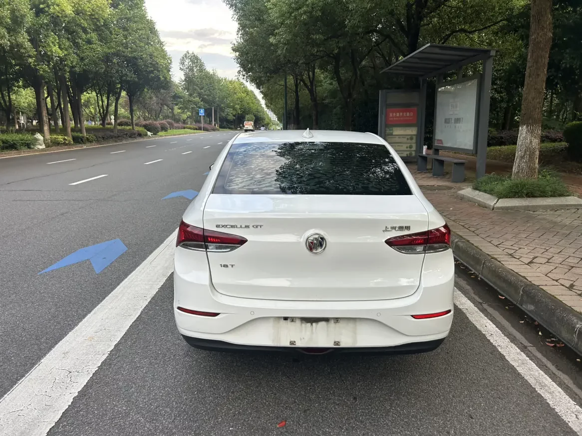 Buick Yinglang