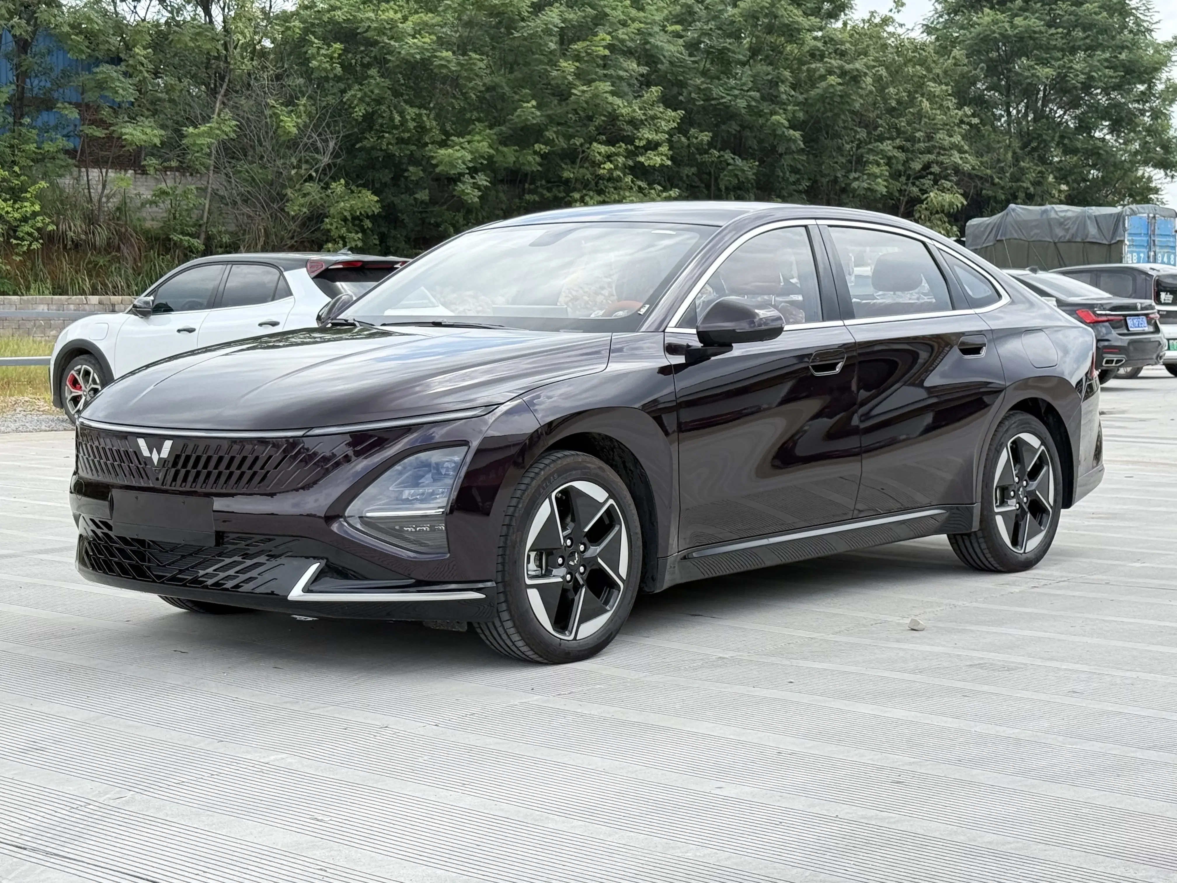 Wuling Starlight PHEV