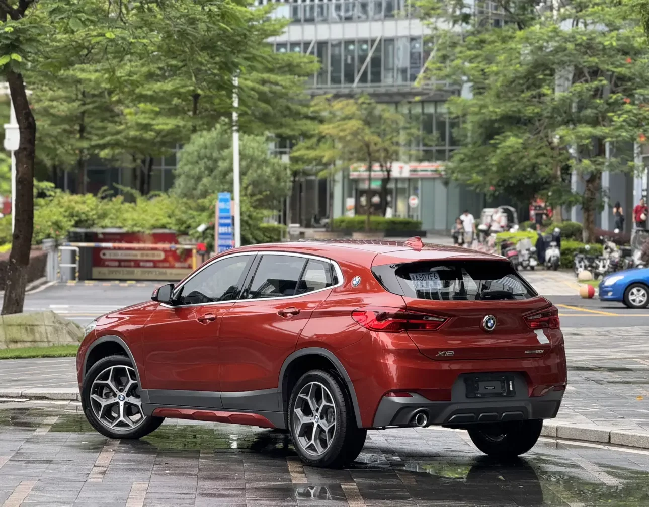 BMW X2